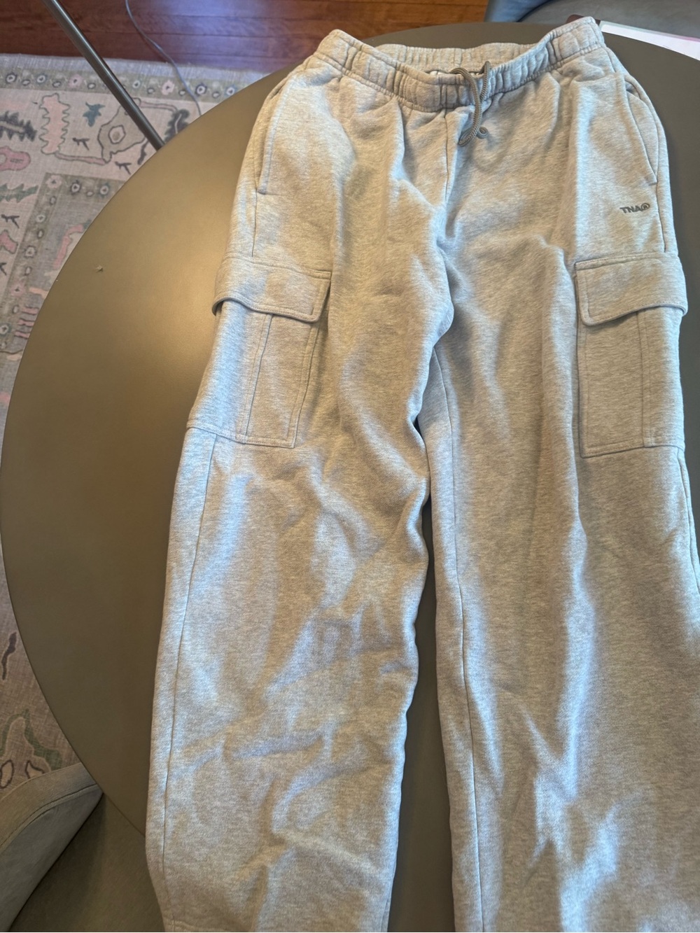 Aritzia Women’s lounge Set Gray Cargo Sweatpants and Cropped Crew Sweatshrit - Picture 3 of 6